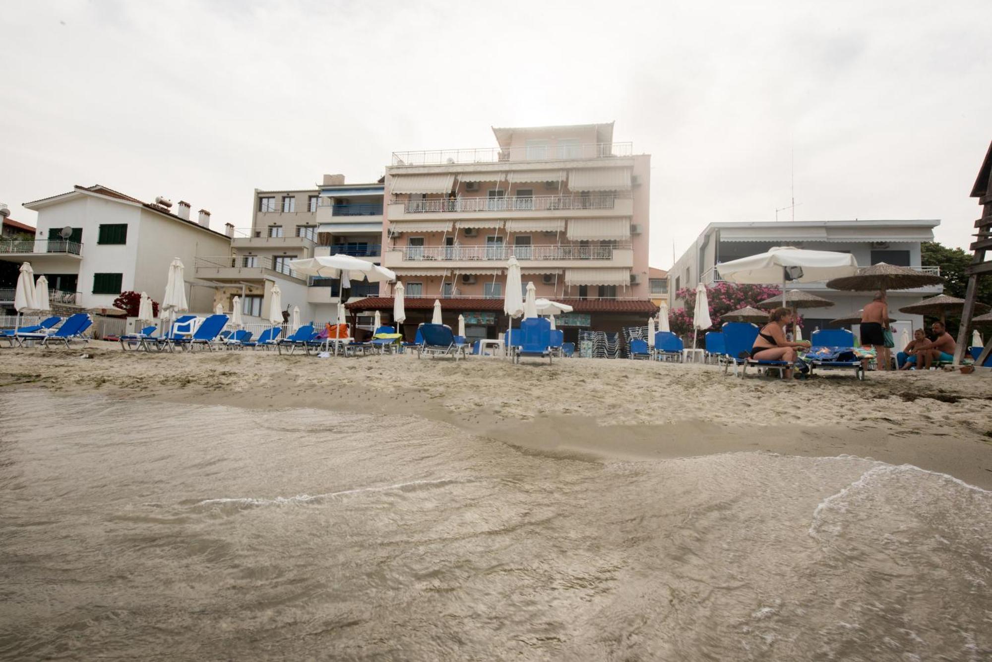 Aris Aparthotel Paralía Exterior foto